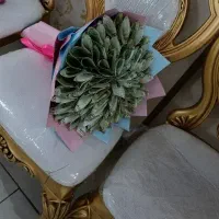 دسته گل پول و روبانی در رنگ های دلخواه