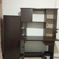 میز تحریر و کمد