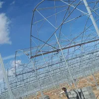 ساخت و تجهیزات گلخانه