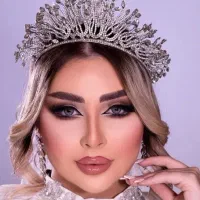 گریم تخصصی و میکاپ از ۸۰۰