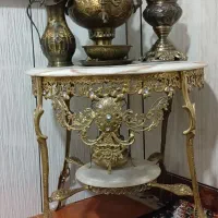 میز خاطره برنز