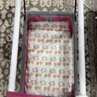 گهواره نوزادی در حد نو