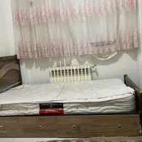 تخت خواب چوبی