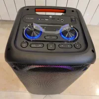 اسپیکر پارتی باکس