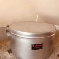 دیگ بزرگ ۱۱ کیلویی