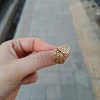انگشتر 18 عیار