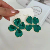 بدلیجات و اکسسوری|زیورآلات و اکسسوری|اسفراین, |دیوار