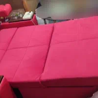 مبل تکخواب شو قرمز  بالش سرمه‌ای و صندق دار|مبلمان خانگی و میز عسلی|تهران, گیشا|دیوار