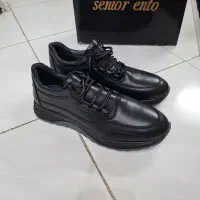 کفش کتانی سایز ۴۴