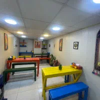 میزونیمکت چوبی نراد کاملا سالم|صندلی و نیمکت|رشت, پاره بیجار|دیوار