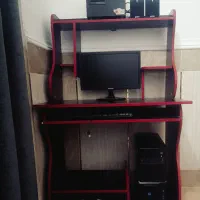 میز کامپیوتر