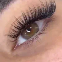 خدمات اکستنشن مژه و لیفت