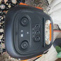 پارتی باکس ۷۱۰