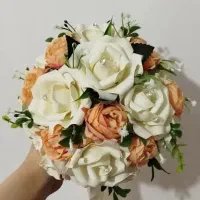 گل عروس|گل مصنوعی|قم, شاه ابراهیم|دیوار