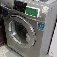 ماشین لباسشویی در حد نو