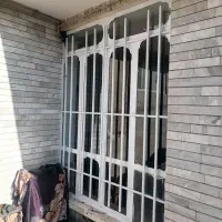 پنجره 235در180 با شیشه