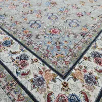 فرش ۵۰۰ شانه در حد نو