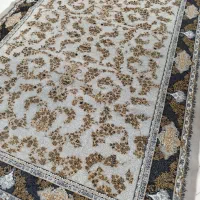 یک جفت فرش ۹ متری ۷۰۰ شانه سالم و تمیز