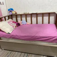 تخت کنار مادر به همراه تشک طبی تا ۶ سال