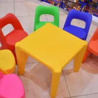 صندلی پلاستیکی کودک