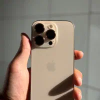 اپل iPhone 16 Pro با حافظهٔ ۱۲۸ گیگابایت