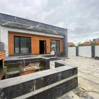 ویلای-نوساز-استخردار-ساحلی-مدارک-تکمیل-220-متری