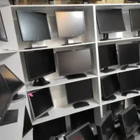 مانیتورهای LCD و LED در سایزهای 15-17-19 و بالاتر|قطعات و لوازم جانبی رایانه|خرم‌آباد, |دیوار