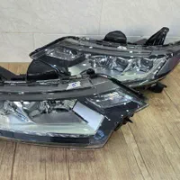 چراغ میتسوبیشی اوتلندر جفت اصلی ۲۰۱۷ ۲۰۱۸