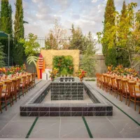 باغ ویلا|اجارهٔ کوتاه‌مدت ویلا و باغ|شیراز, باغشهر اهل بیت|دیوار