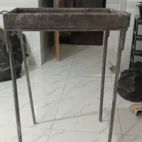 منقل ایستاده پایه دار