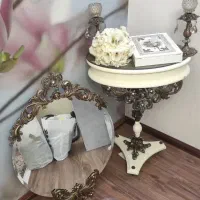 آینه و شمعدان نو به همراه میز ویژه عروس