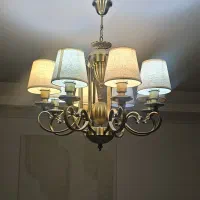 ۲ عدد لوستر ۸ شعله و ۴ شعله