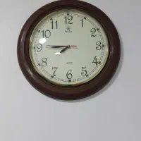 ساعت دیواری