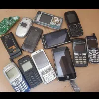 خریدوفروشی گوشی های قدیمی اوراقی