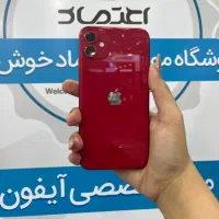اپل iPhone 11 نرمال رنگ قرمز البالویی