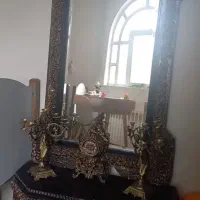 اینه وشمعدان چوبی