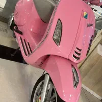 موتور سیکلت طرح وسپا صورتی