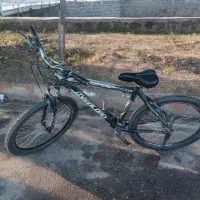 یک دوچرخه 26|دوچرخه، اسکیت، اسکوتر|خلخال, |دیوار