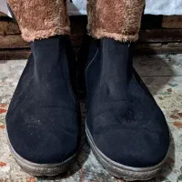 یک عدد کتونی کشتی مدل آسیا،یک عددنیم بوت زنانه|کیف، کفش، کمربند|رشت, قاسمیه|دیوار