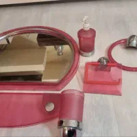 آیینه و سرویس کامل دستشویی