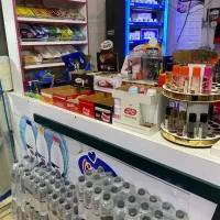 واگذاری‌سوپر مارکت با شرایطی خوب|اجارهٔ مغازه و غرفه|ساوه, |دیوار