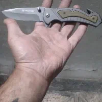 چاقوباتیغه‌اصلی‌وخارجی