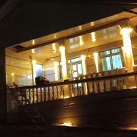 چندتا خونه دارم