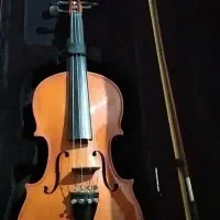 ویولون درحد خیلی نو