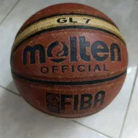 توپ بسکتبال