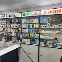کلیه لوازم جانبی ویترین موبایل