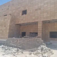 خدمات کاشی وسرامیک بصورت چسپی دوغابی وبین کابینتی