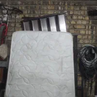 خریدوفروش تخت خواب فلزی وچوبی وتشک|تخت و سرویس خواب|لردگان, |دیوار