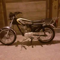هندا۱۲۵مدل۹۰