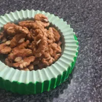 شکلات خوری سنگی